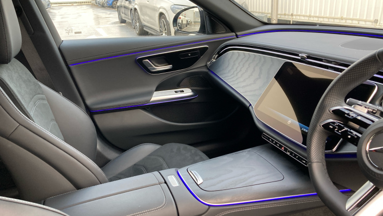 Mercedes-Benz E-Class E300e Urban Edition 5dr 9G-Tronic Estate